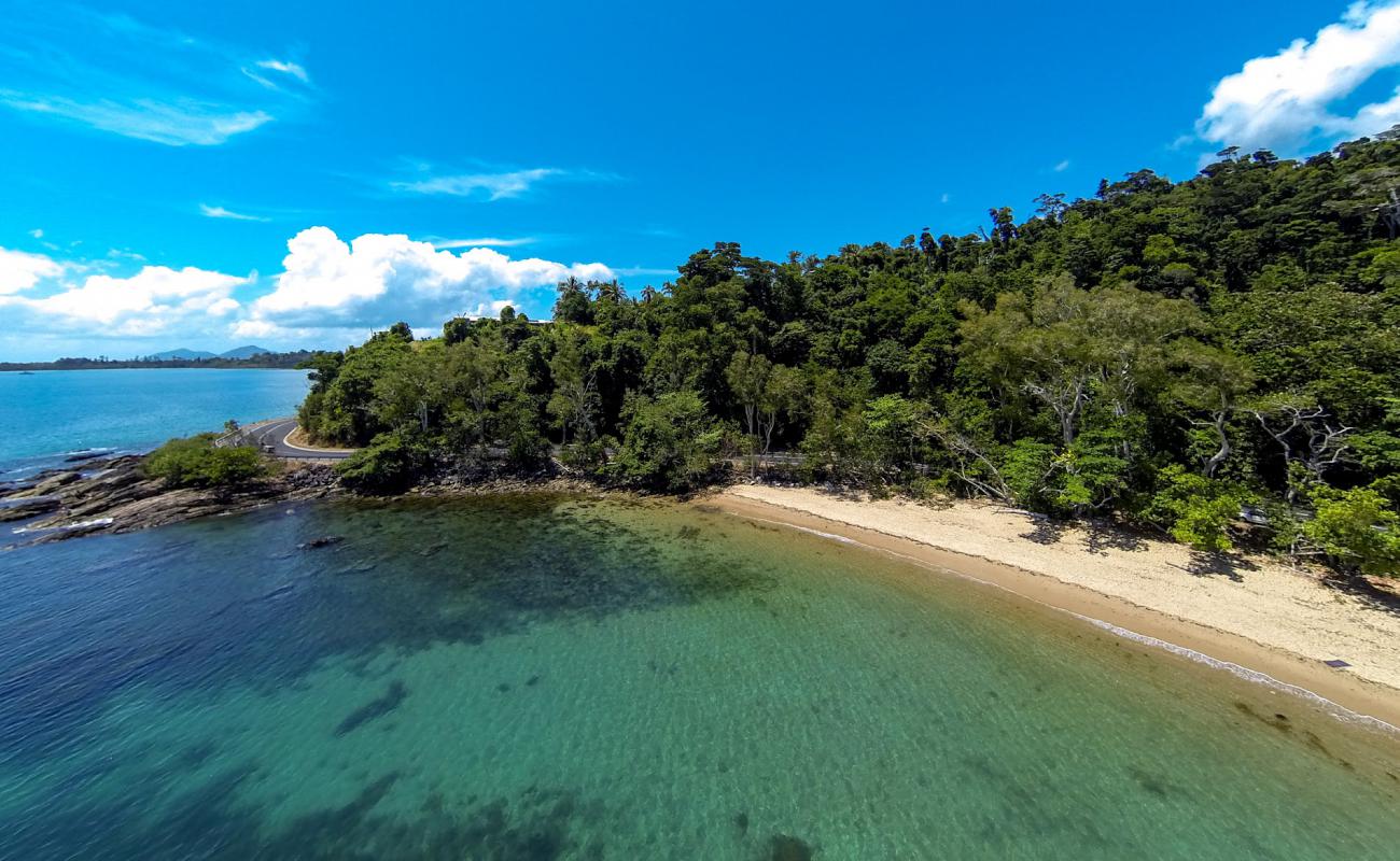 Photo of Wee Beach with bright sand surface