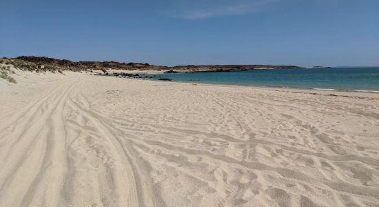 Conzinc Bay Beach