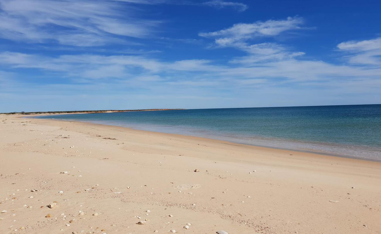 Photo of Bottle Bay Beach with bright sand surface