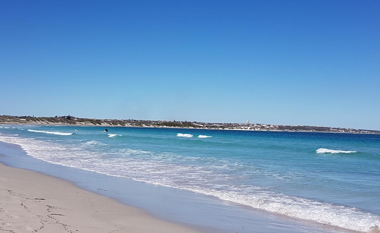 Photo of Greys Beach with bright sand surface