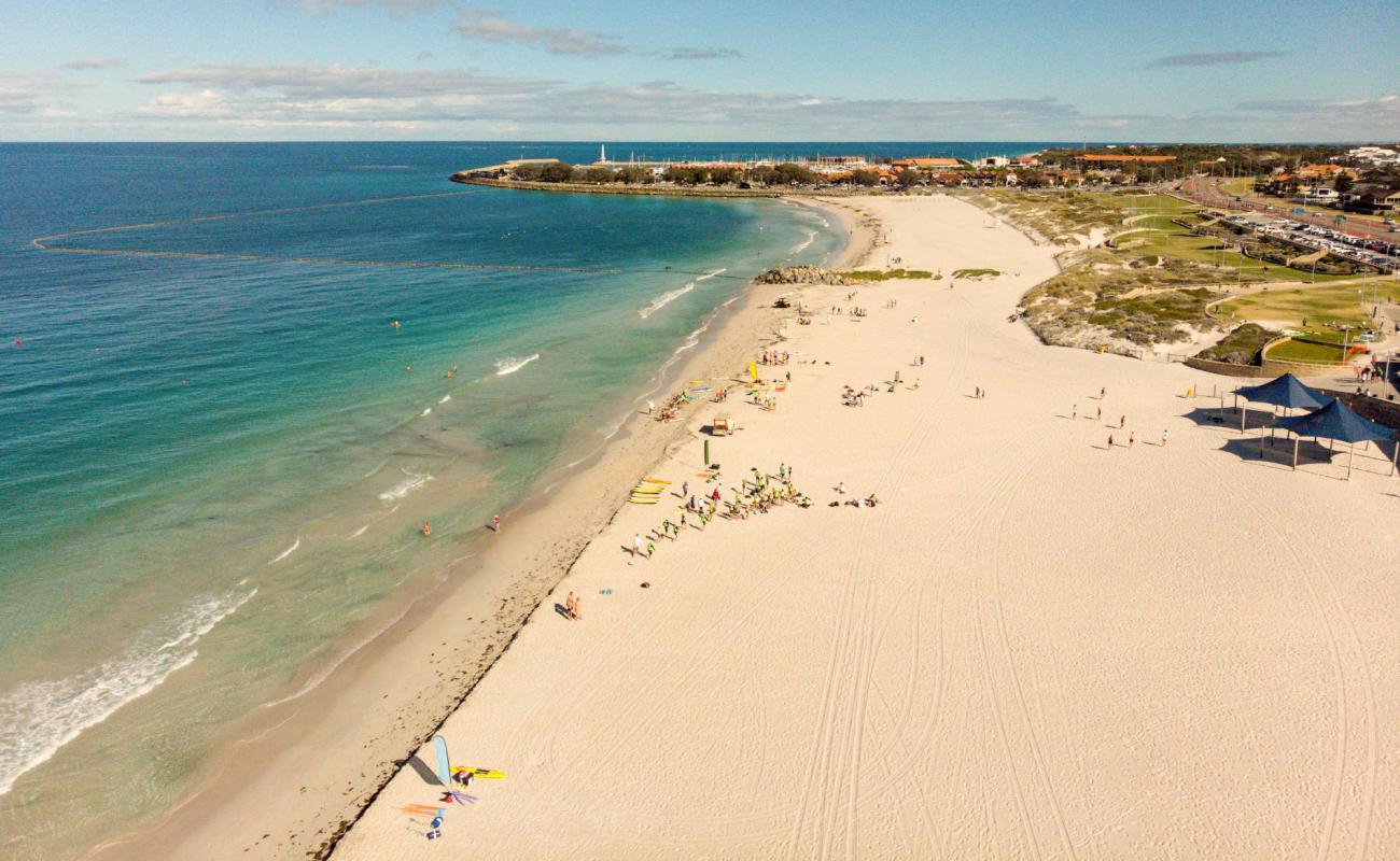 Photo of Sorrento Beach with bright sand surface