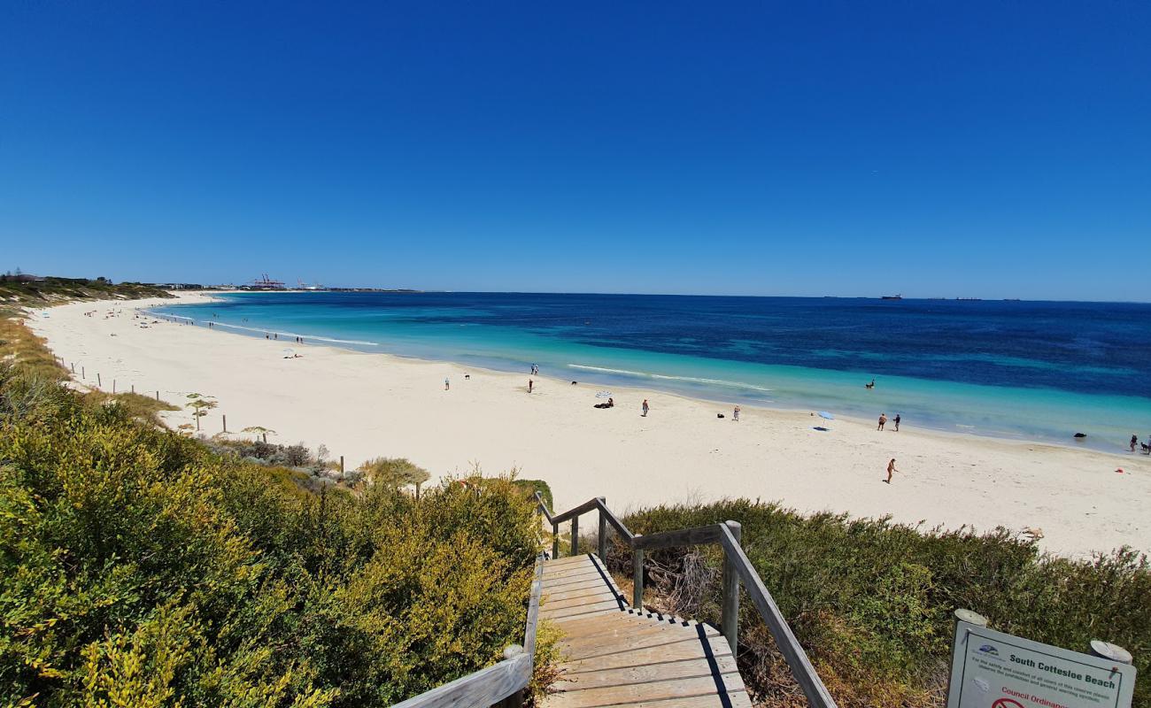 Photo of Vlaming Beach with bright sand surface