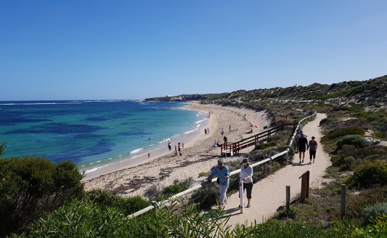 Photo of Surrers Beach with bright sand surface