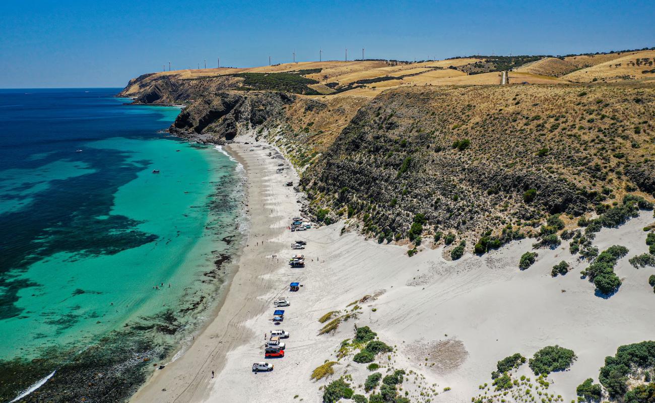 Photo of Morgans Beach with bright sand surface