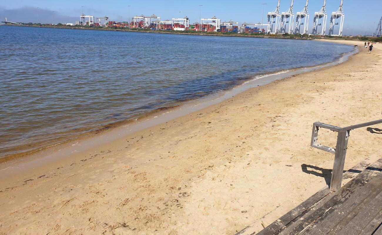 Photo of Sandridge Beach with bright sand surface