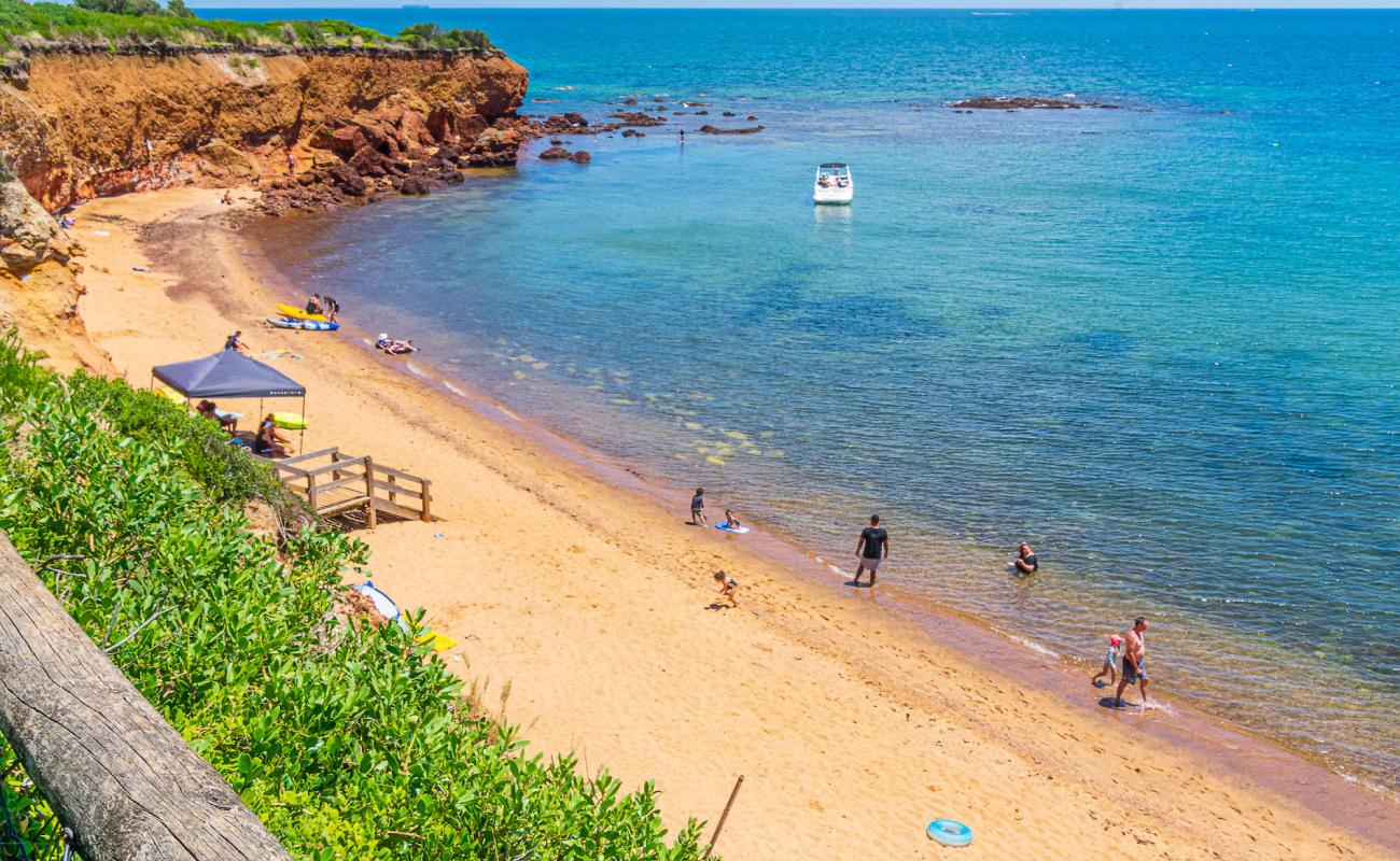 Photo of Daveys Bay Beach with bright sand surface