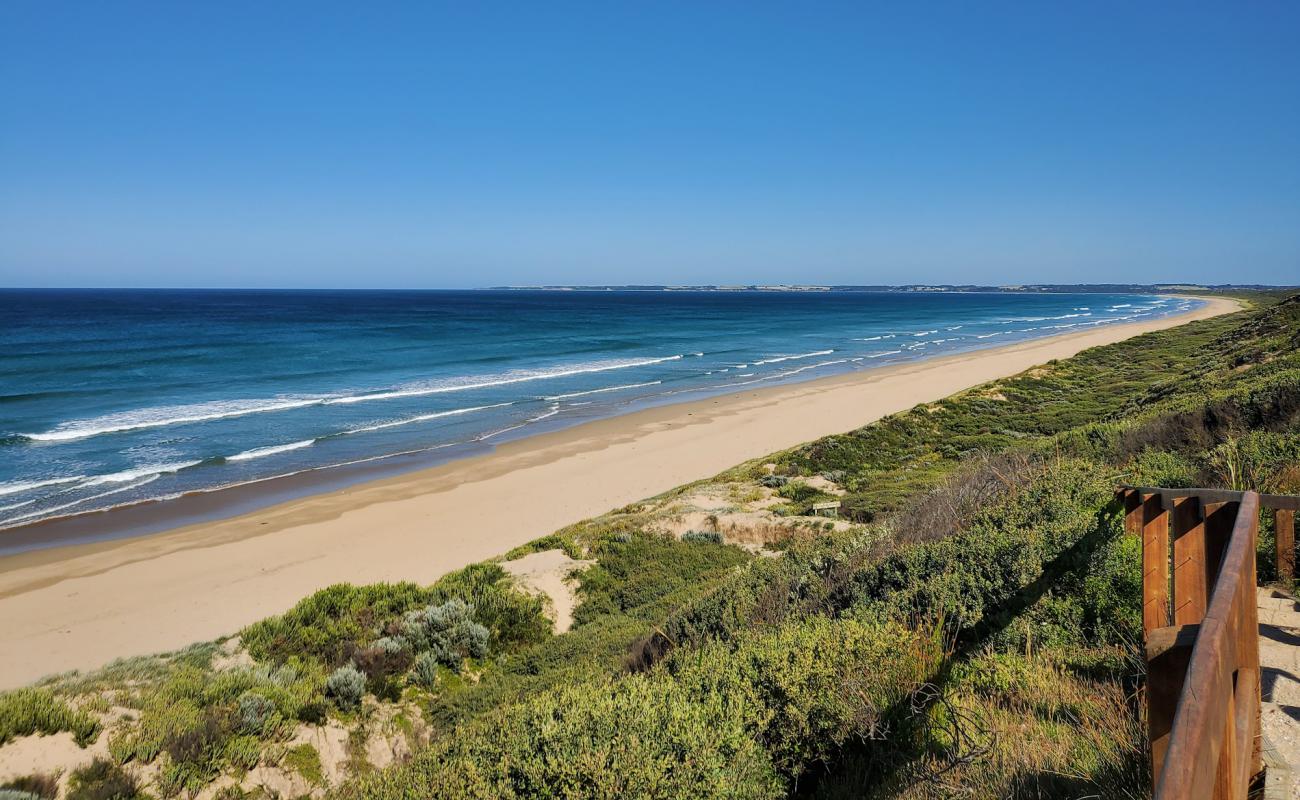 Photo of Number 5 Beach with bright fine sand surface