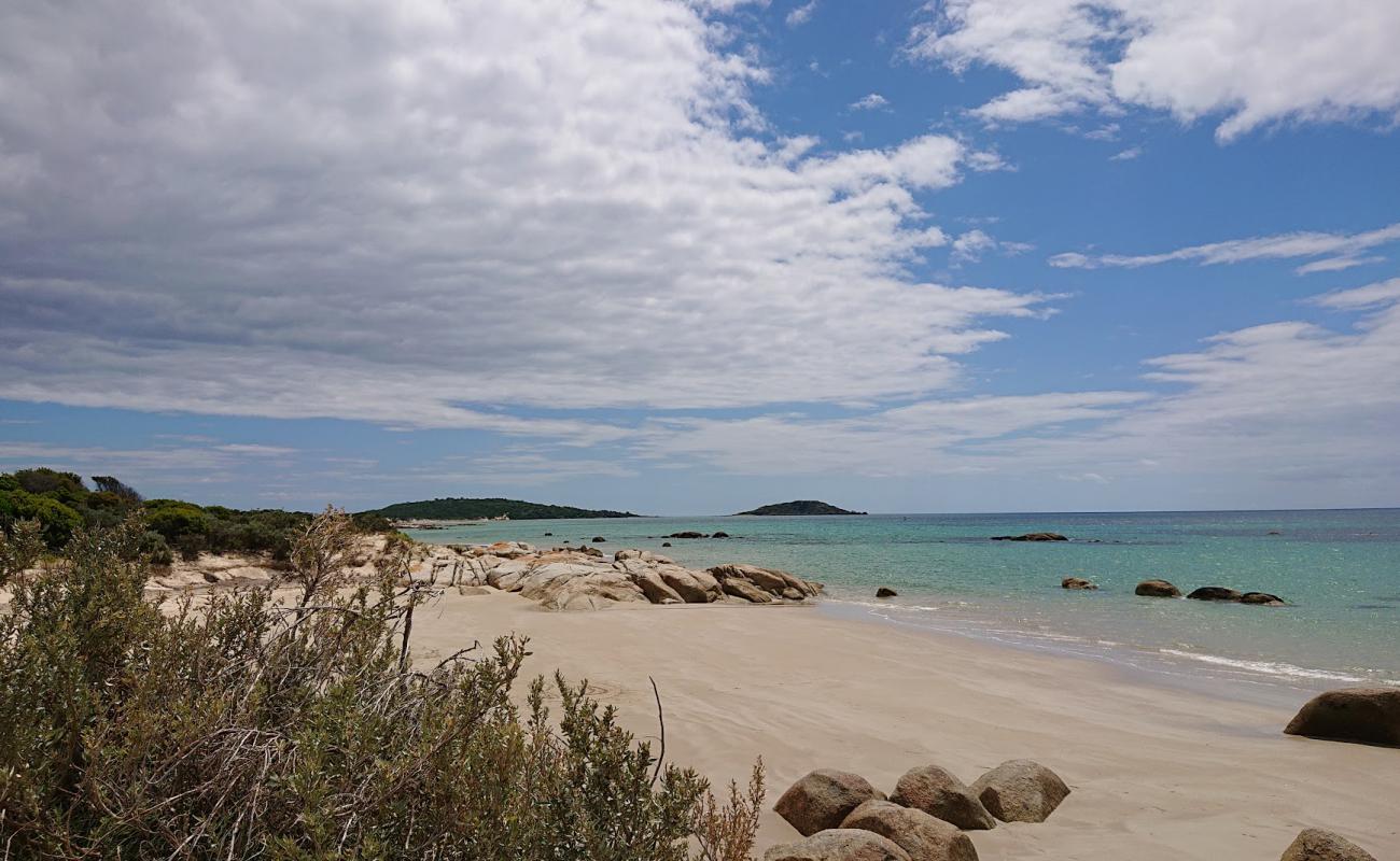 Photo of Stumpys Bay with bright sand surface