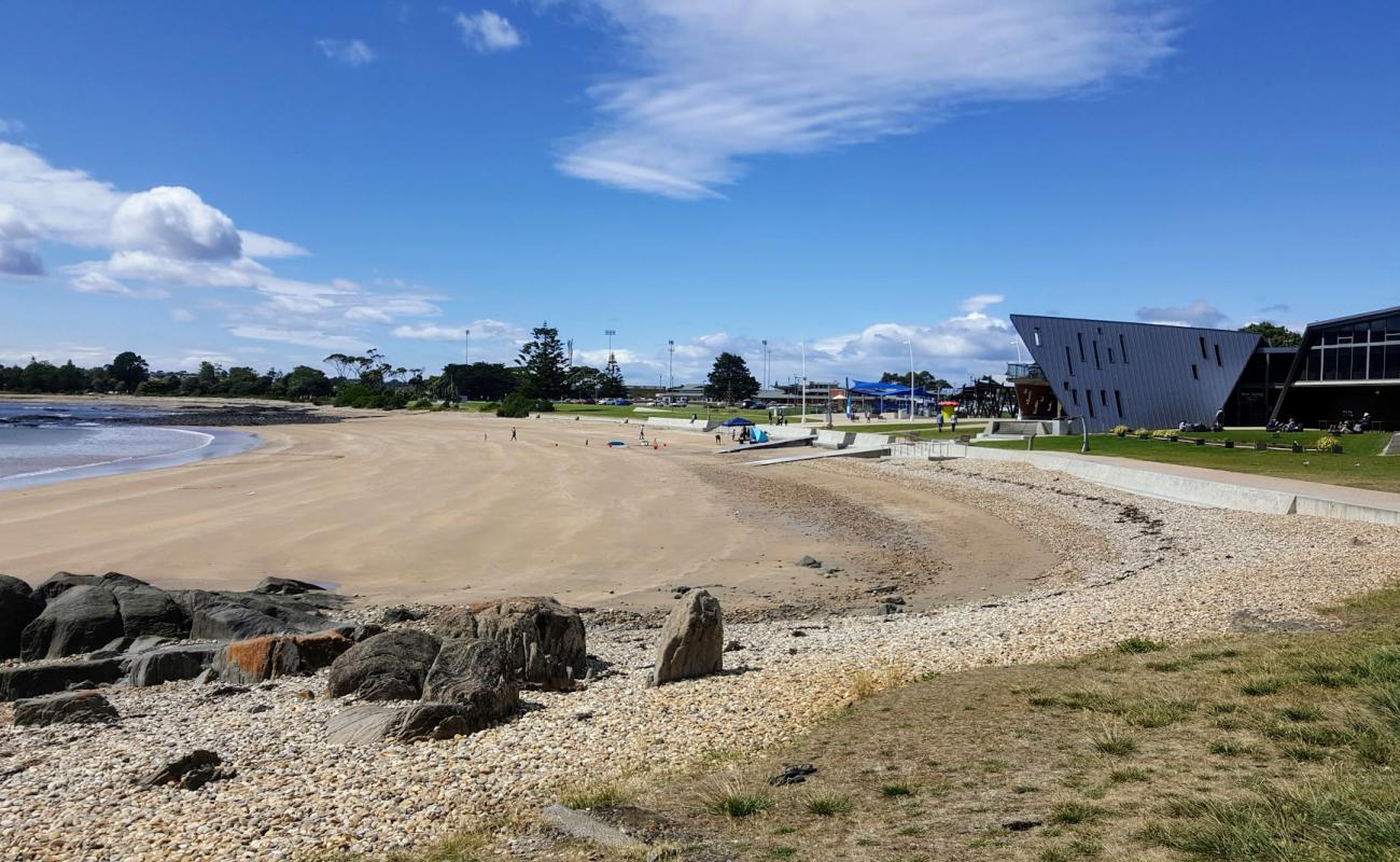 Photo of Bluff Beach with bright sand surface