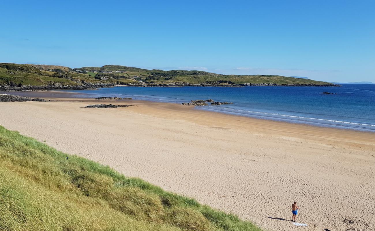 Photo of Fintra Beach with bright sand surface