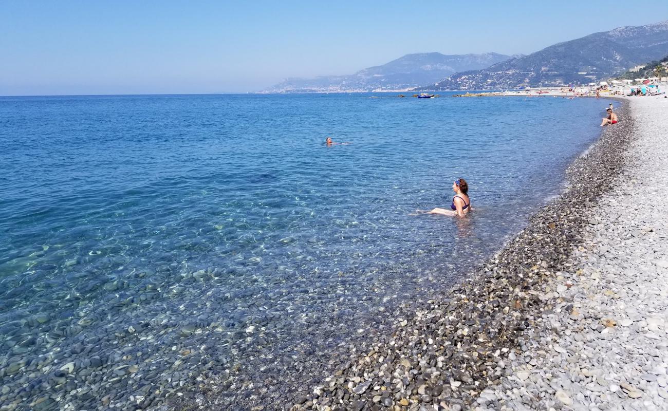 Photo of Spiaggia Ventimiglia with gray pebble surface