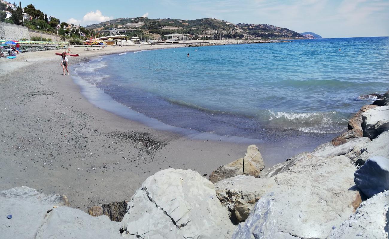 Photo of Ponticelli beach with brown sand surface