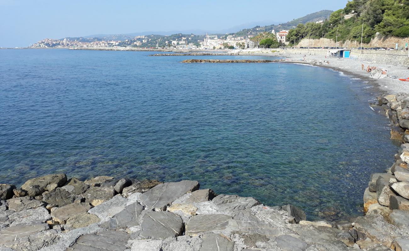 Photo of Novaro beach with gray pebble surface