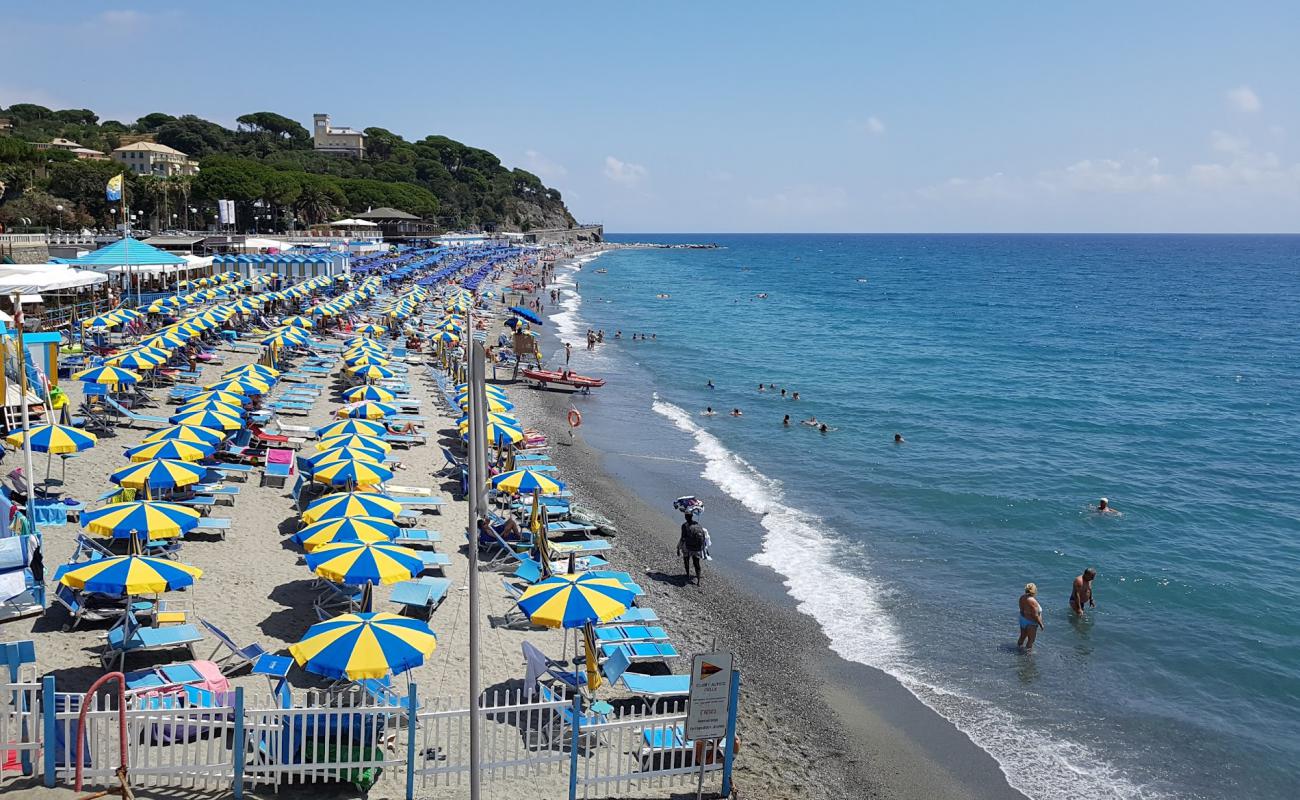 Photo of Piani beach with black sand & pebble surface