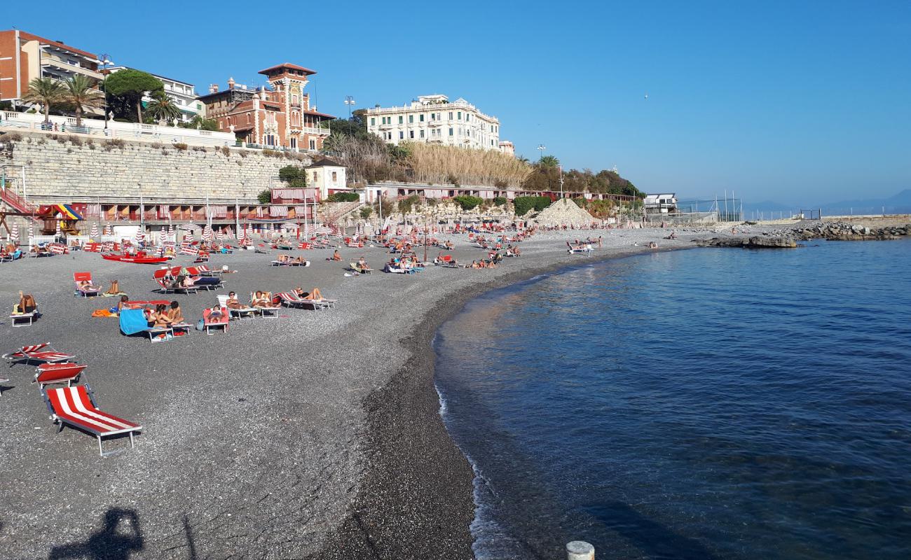 Photo of Bagni St. nazaro with brown fine pebble surface