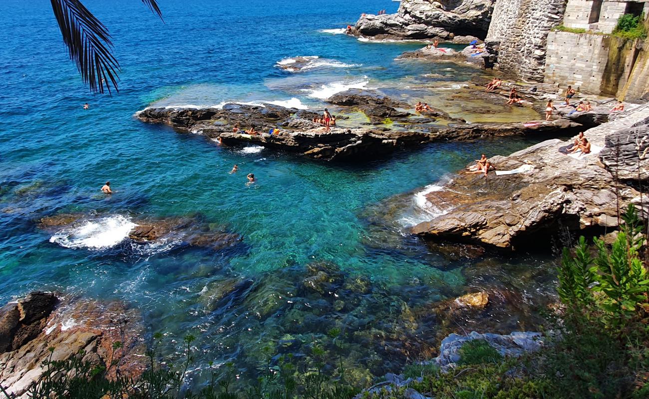 Photo of Bordigotto beach with concrete cover surface