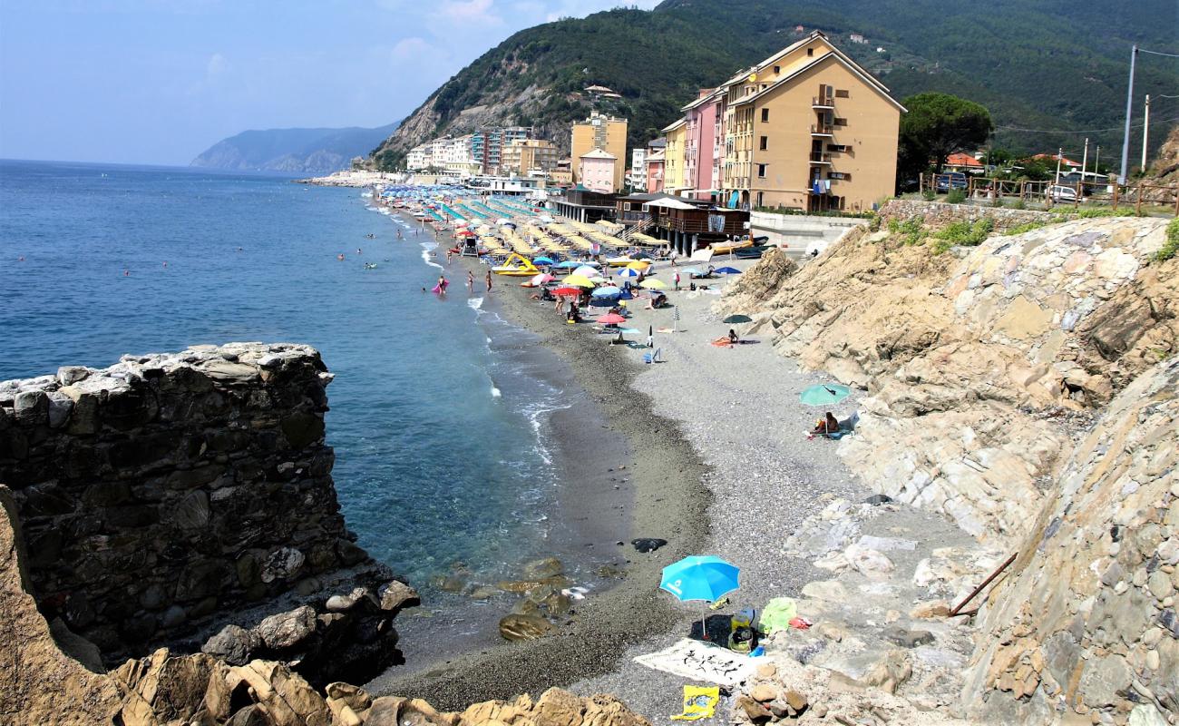 Photo of Moneglia beach II with black sand & pebble surface