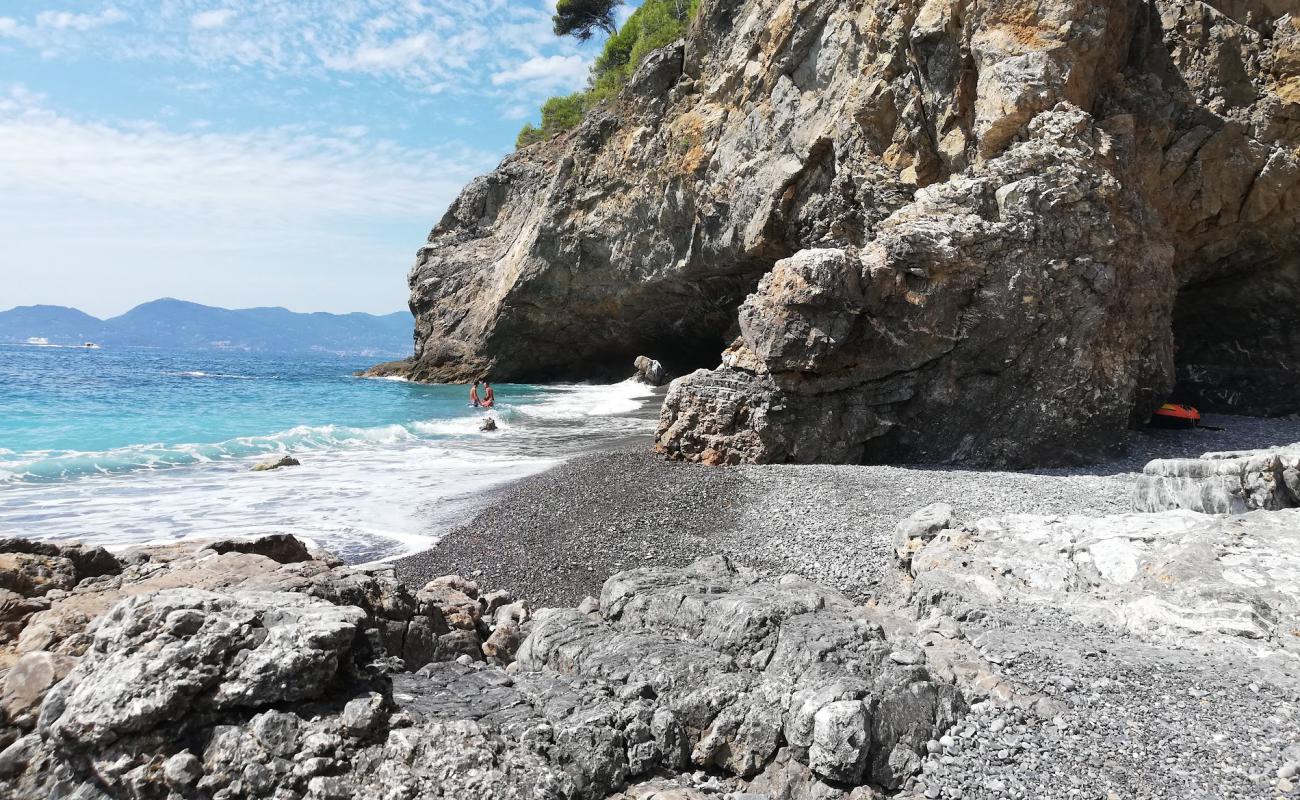 Photo of Spiaggia della Zezziggiola with gray pebble surface