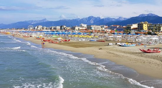 Viareggio beach