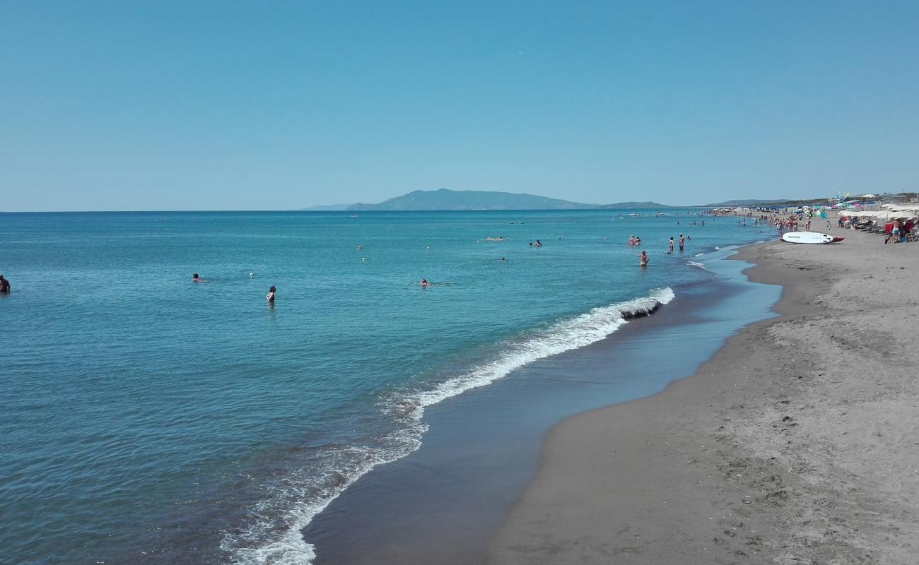 Photo of Ultima Spiaggia with brown sand surface