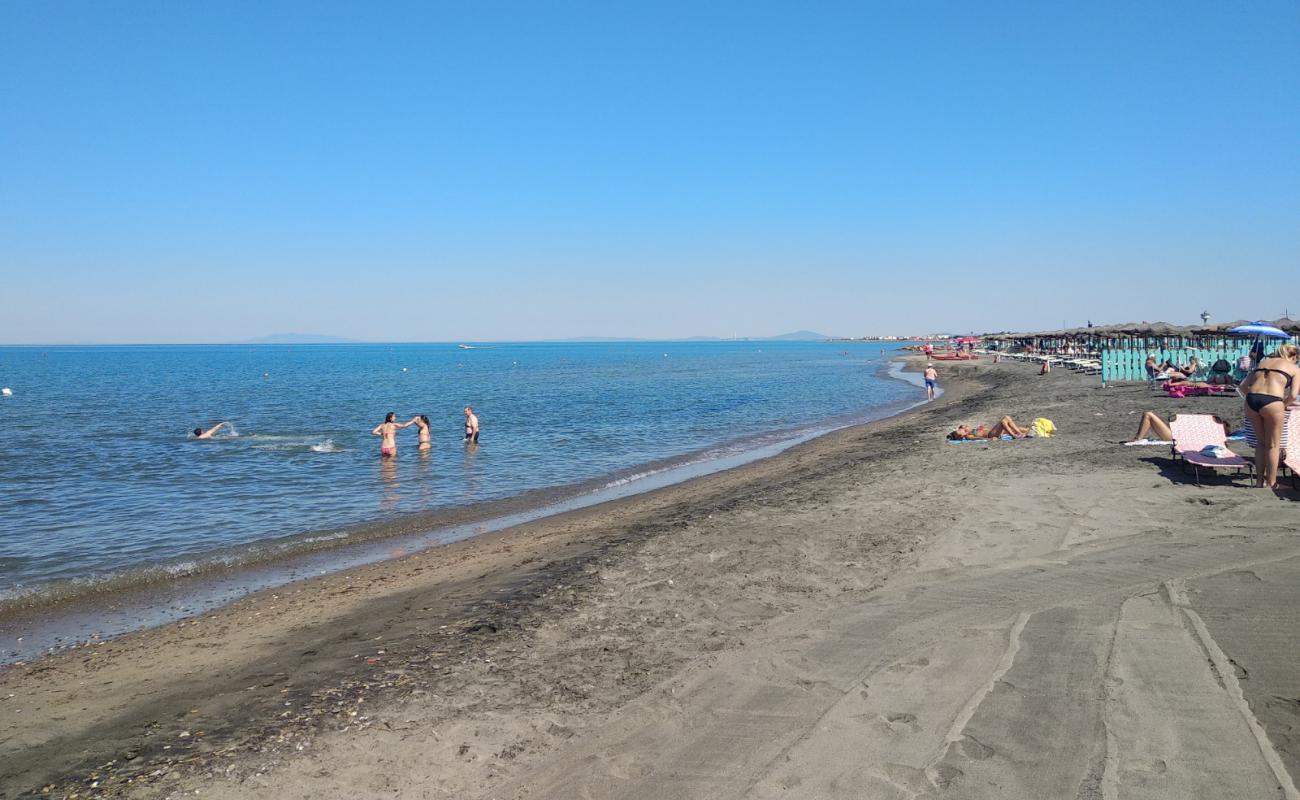 Photo of Lido di Tarquinia beach with brown sand surface