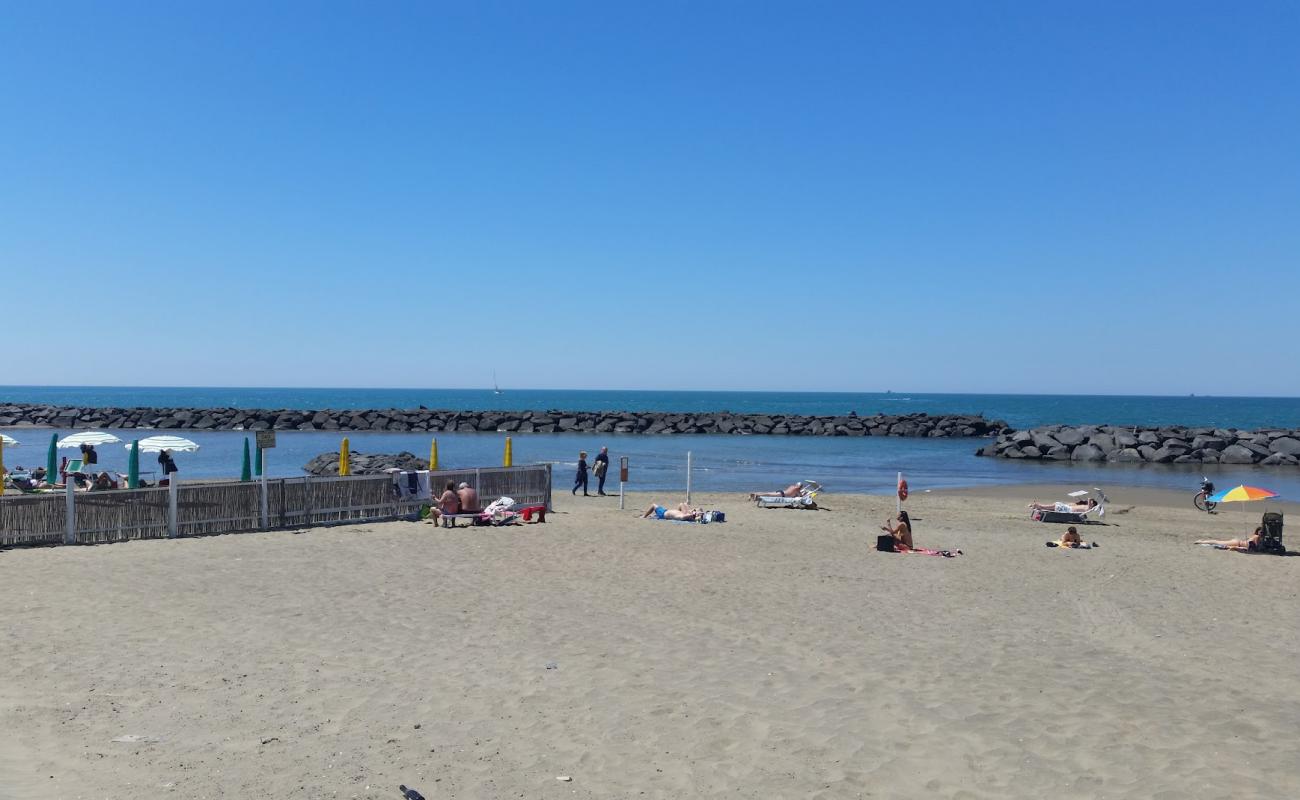 Photo of Mediterraneo Beach with brown sand surface