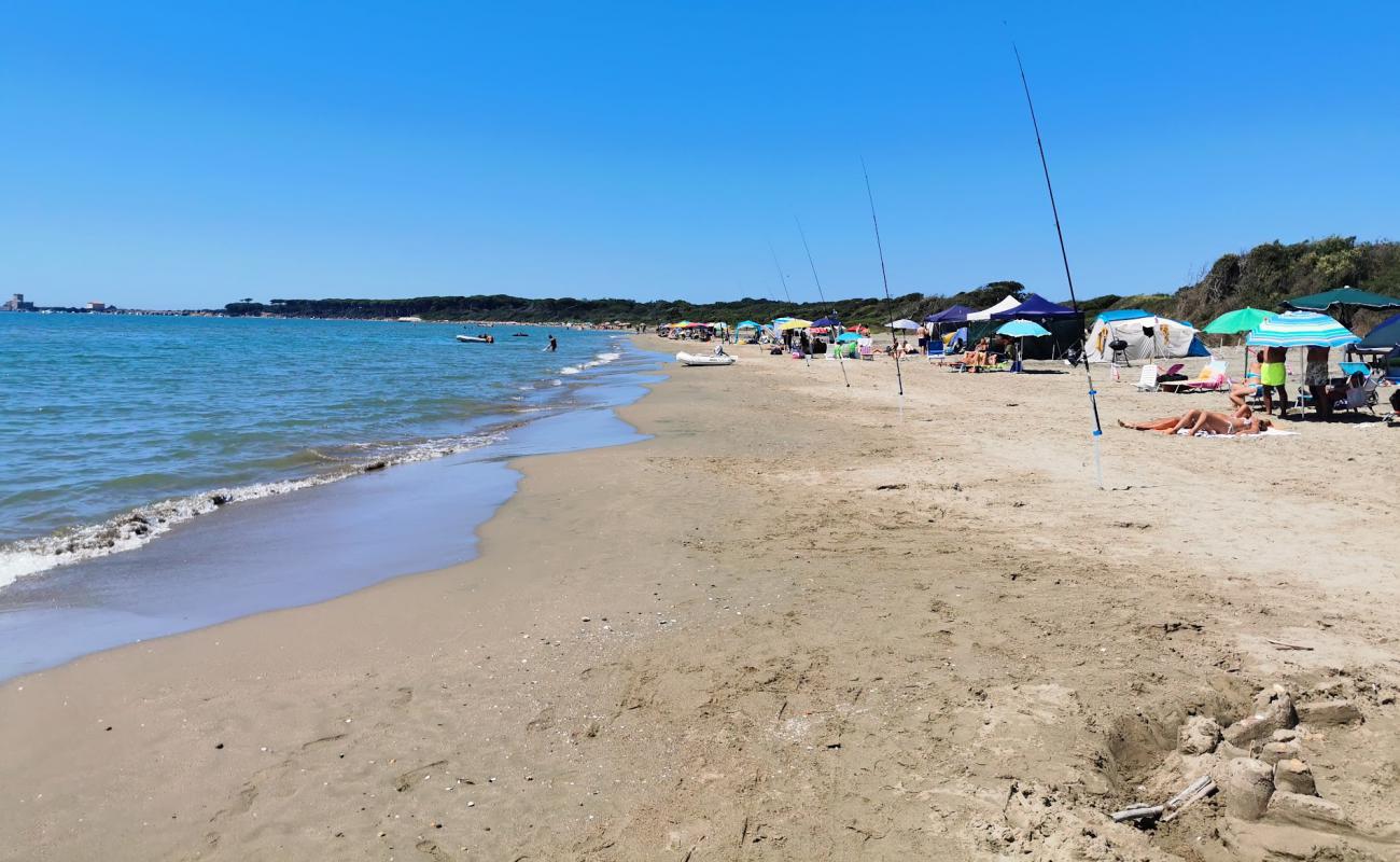 Photo of Spiaggia di Valmontorio with brown sand surface