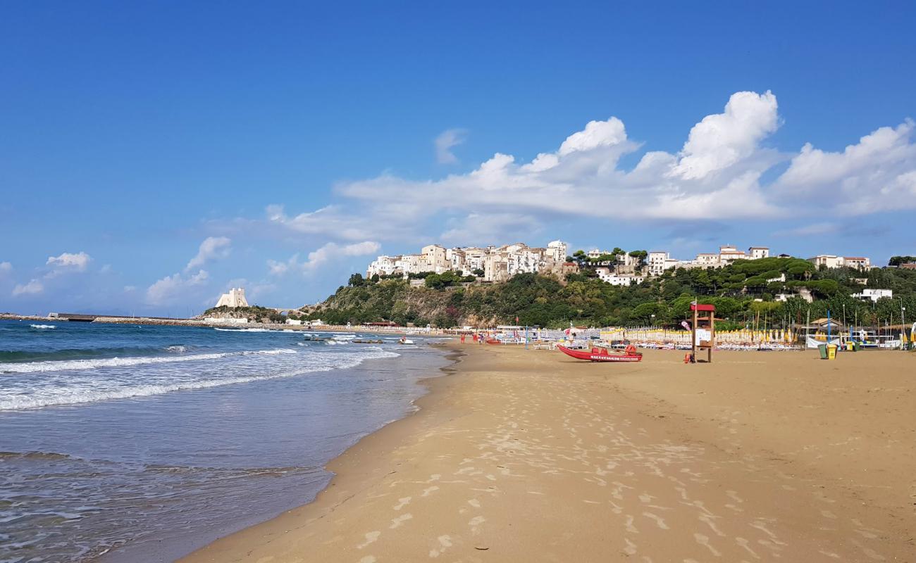 Photo of Sperlonga beach II with brown fine sand surface