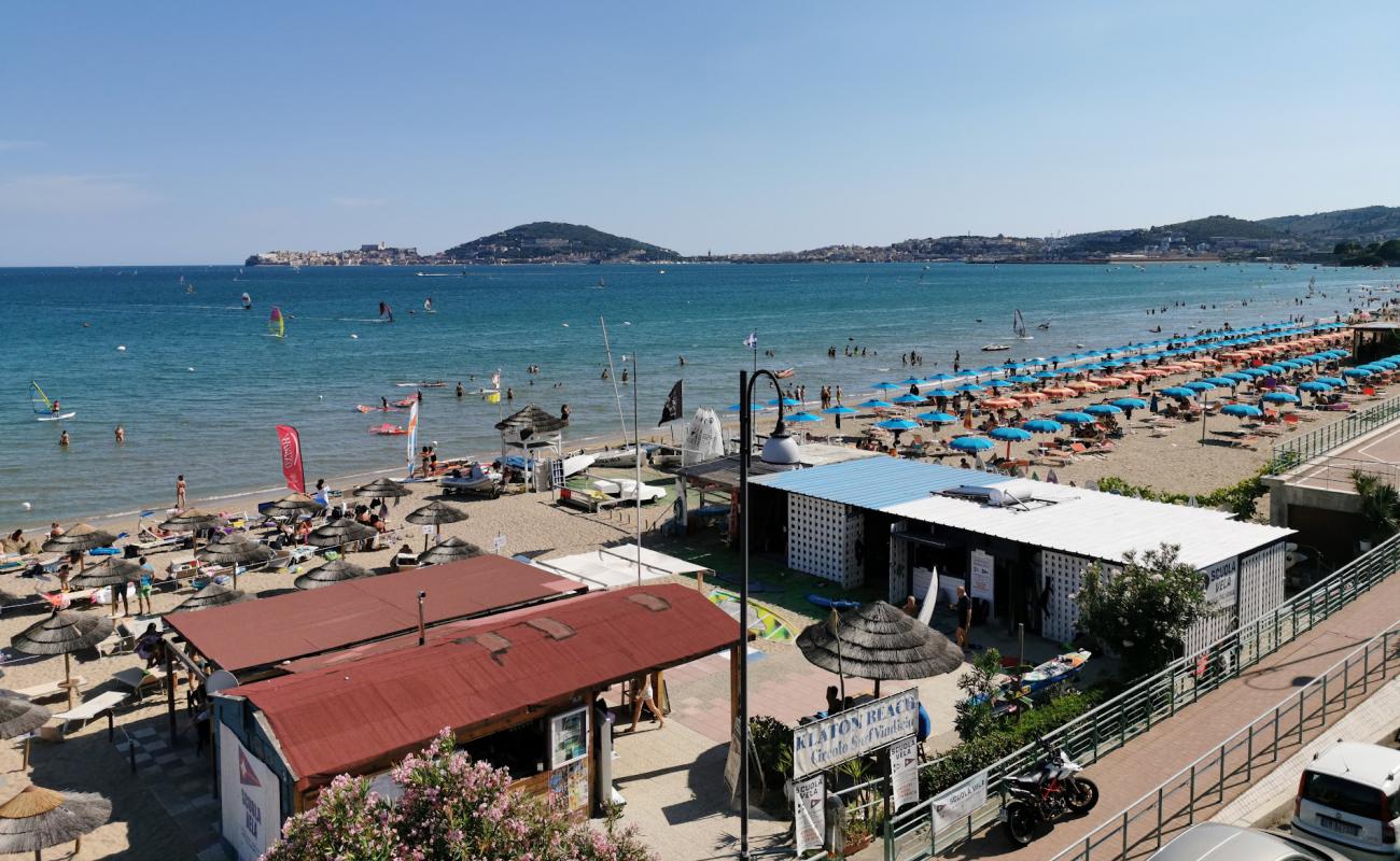 Photo of Spiaggia di Vindicio with brown sand surface