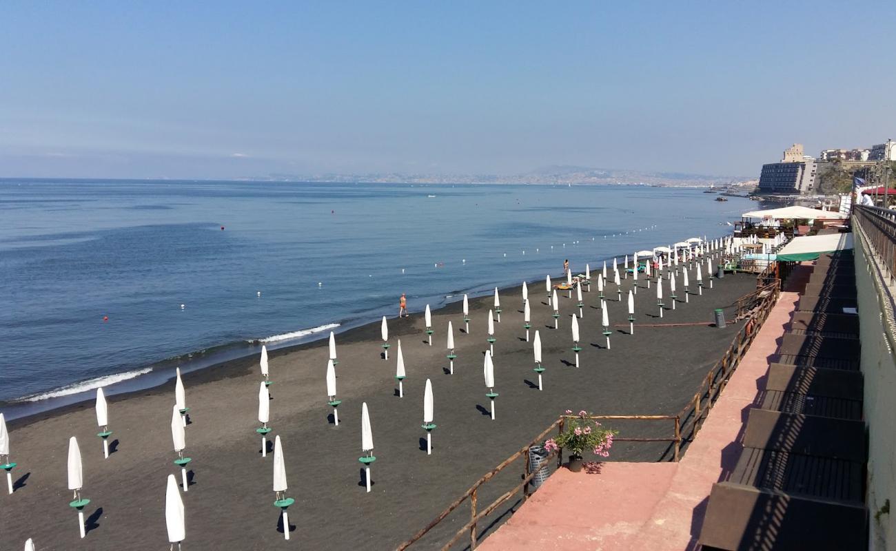 Photo of Spiaggia di via Litoranea II with gray sand surface