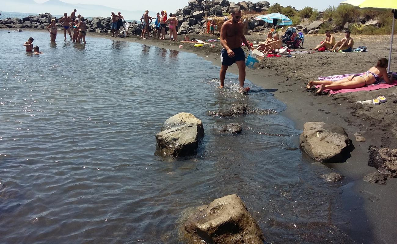 Photo of Oncino beach with gray sand surface