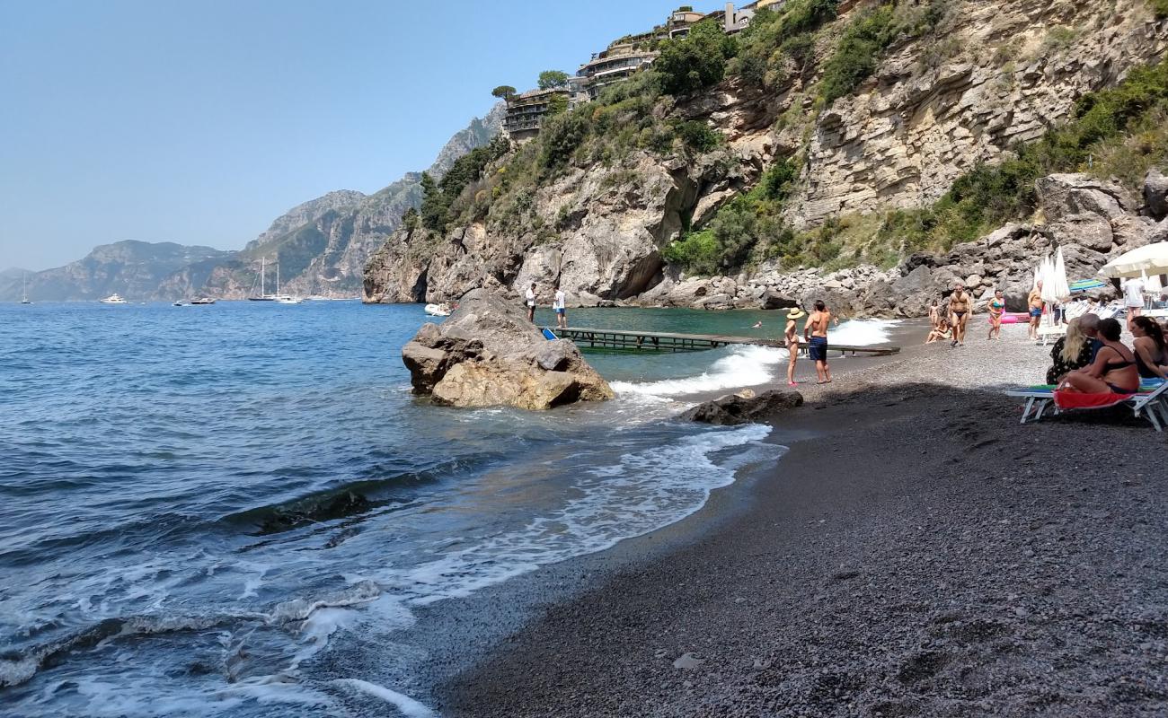 Photo of Spiaggia di via Laurito with gray fine pebble surface