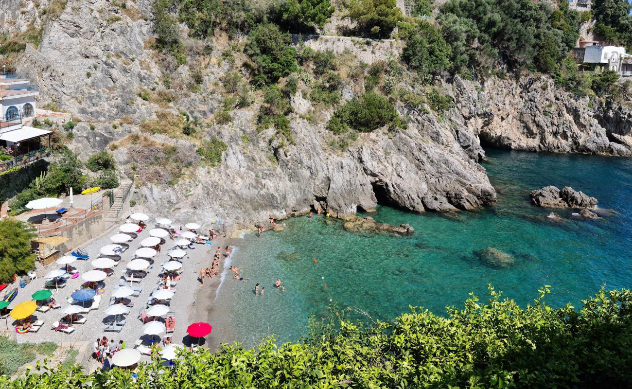 Photo of Clear Water beach with gray fine pebble surface