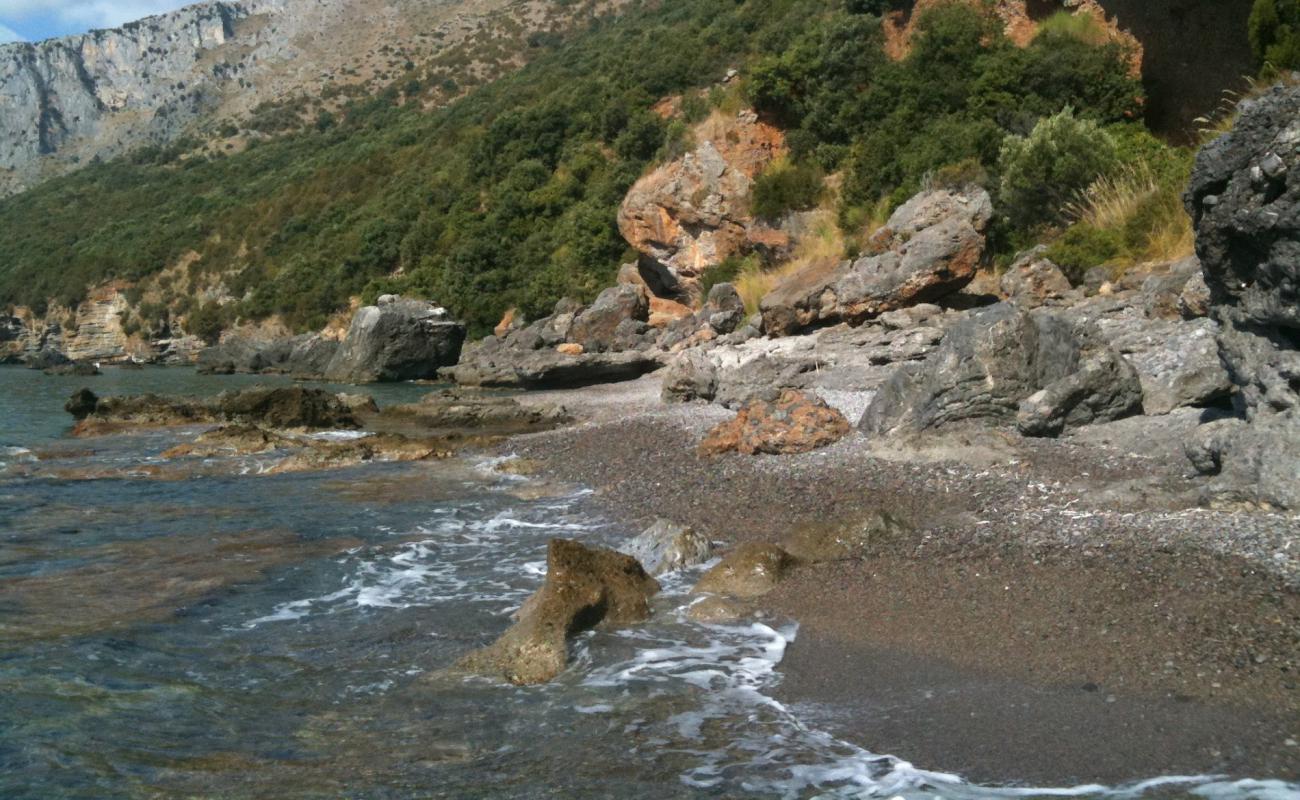 Photo of Scario wild beach II with gray sand &  pebble surface