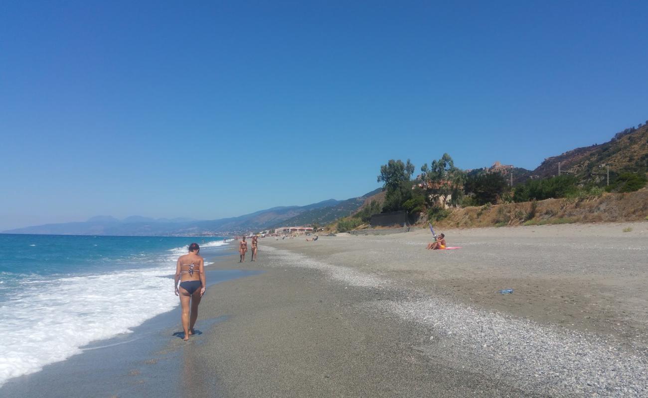 Photo of Scaro-Reggio-Scornavacca-Vardano beach with gray fine pebble surface