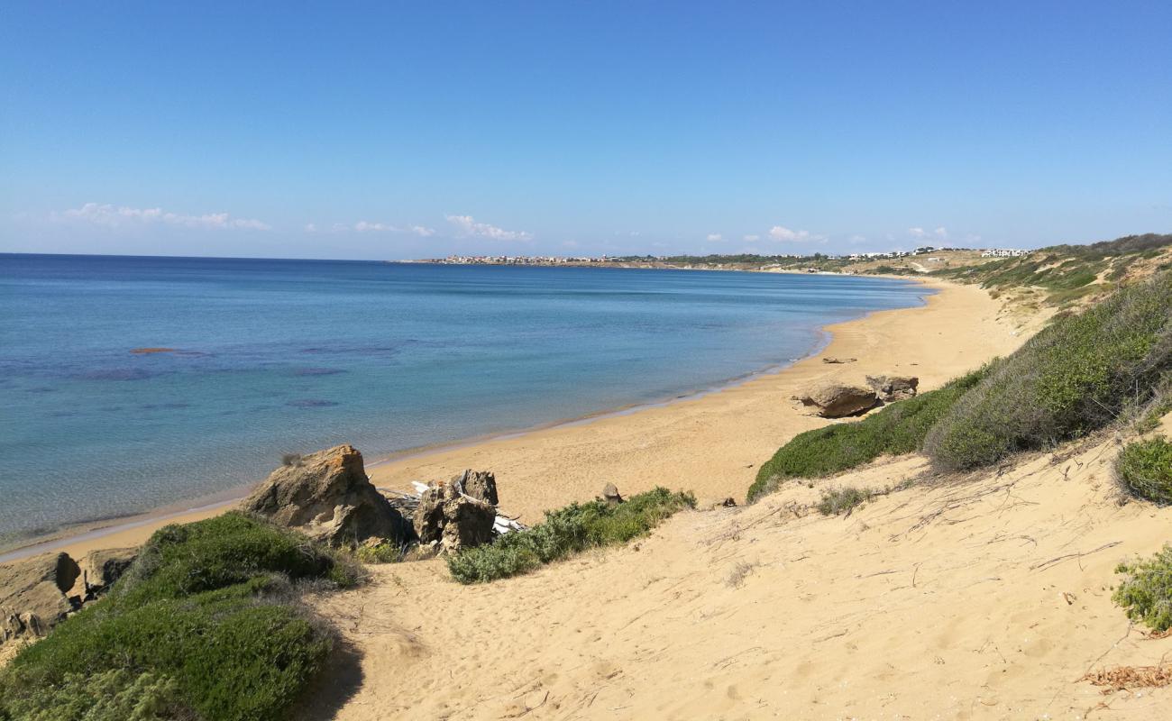 Photo of Spiaggia dei Gigli with brown sand surface