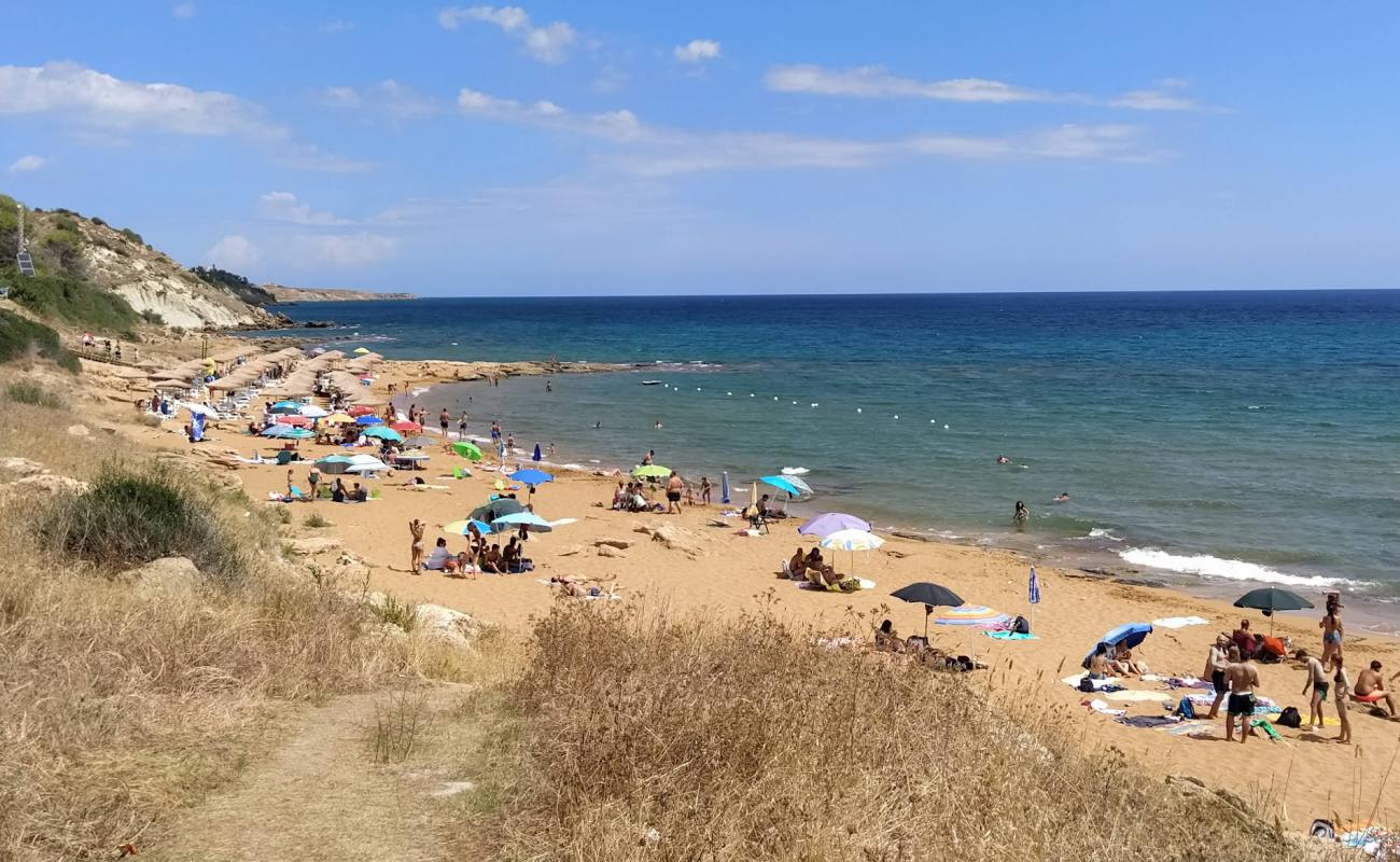 Photo of Spiagge Rosse with brown fine sand surface