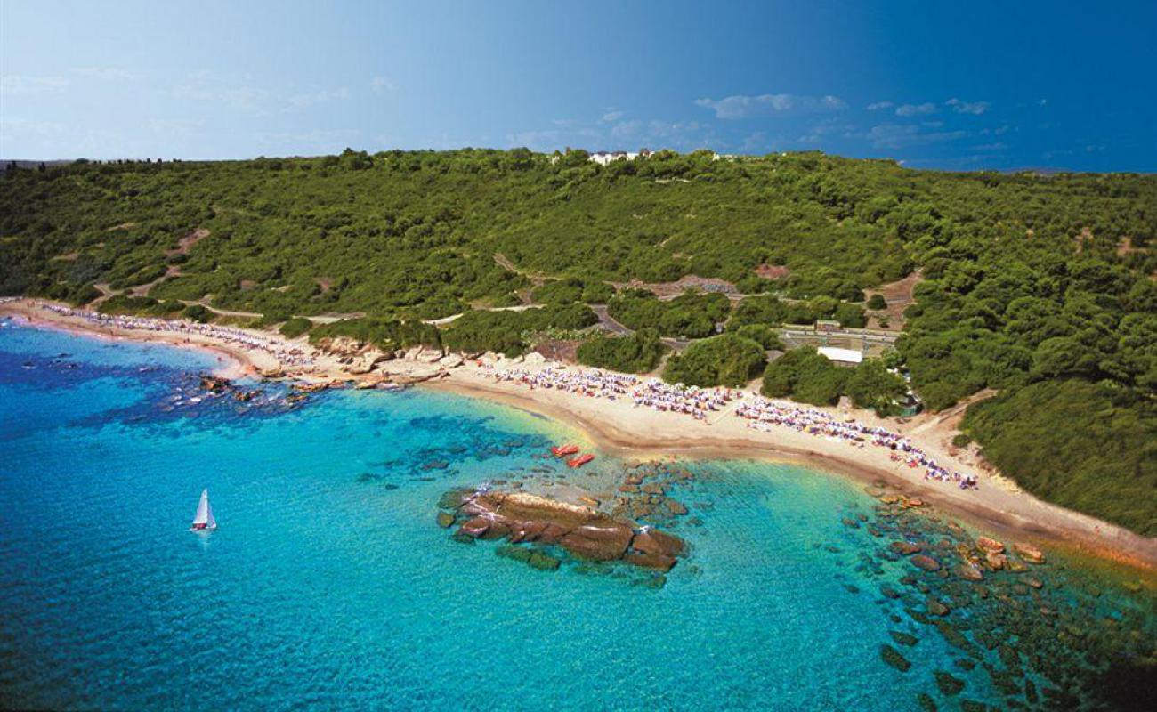 Photo of Valtur Capo Rizzuto with brown sand surface