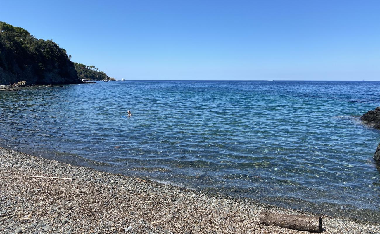 Photo of Spiaggia del Bagno with gray pebble surface