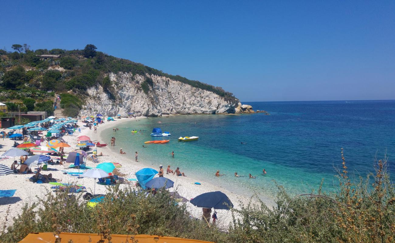 Photo of Padulella Beach with white pebble surface