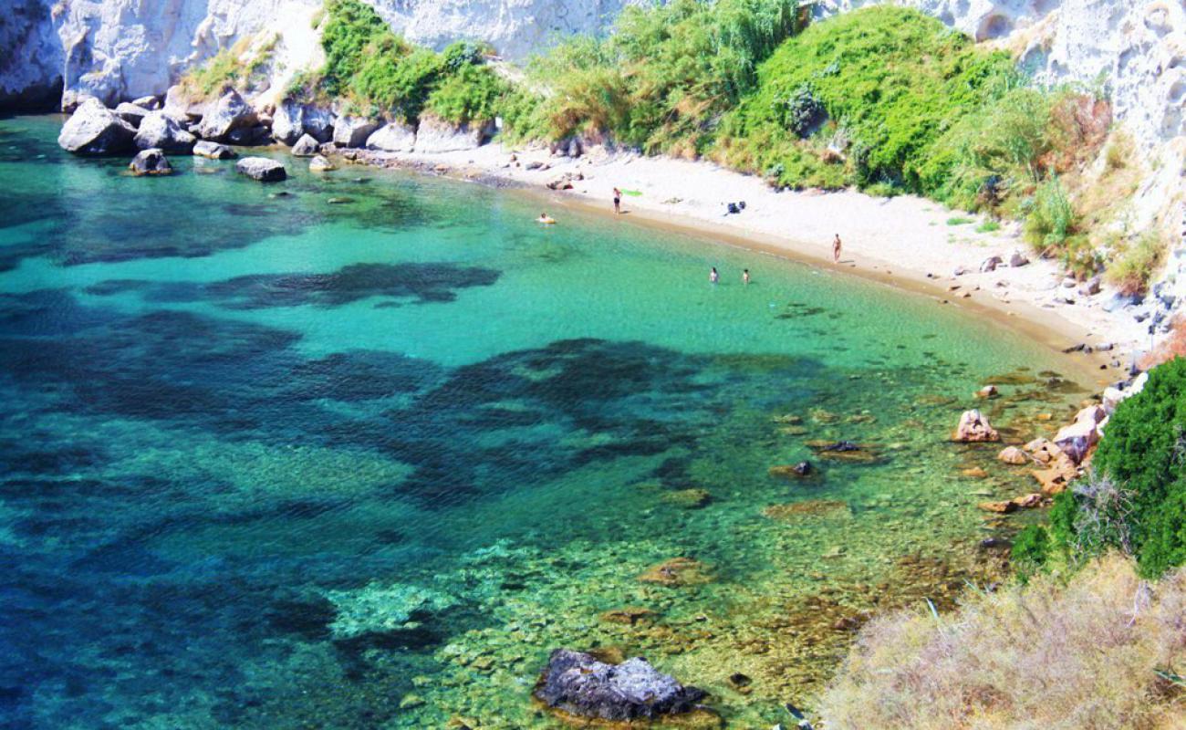 Photo of Spiaggia di Varulo with bright sand surface