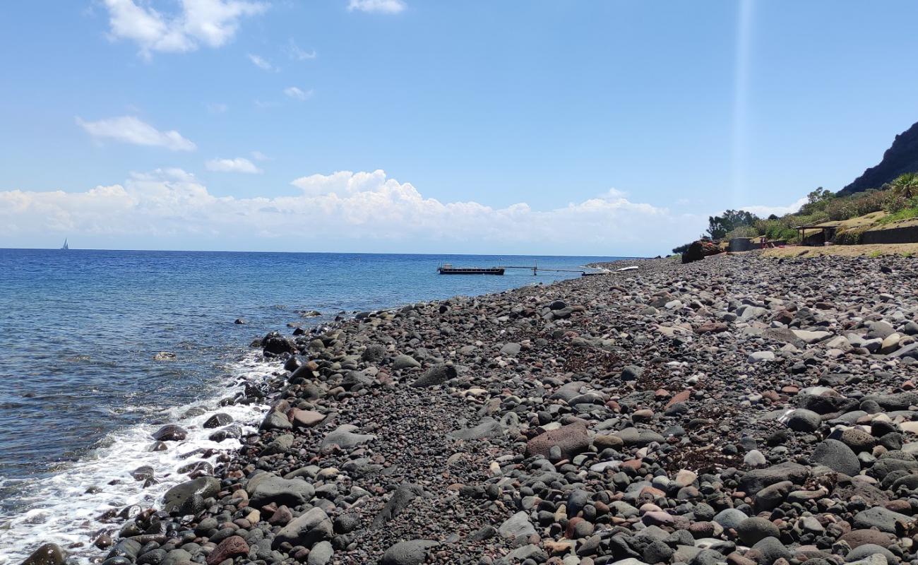 Photo of Bazzina beach with gray pebble surface