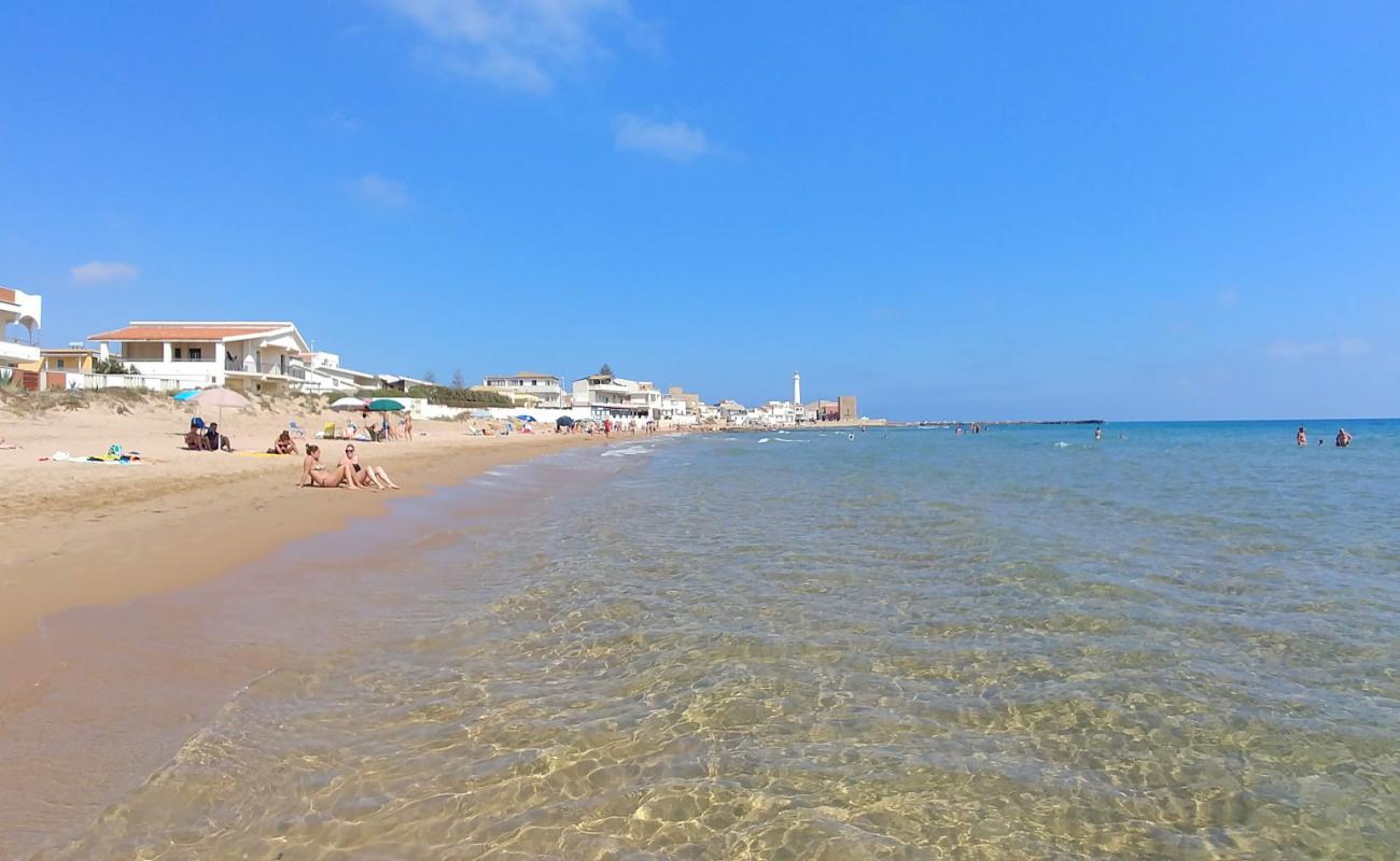 Photo of Punta Secca II with bright fine sand surface