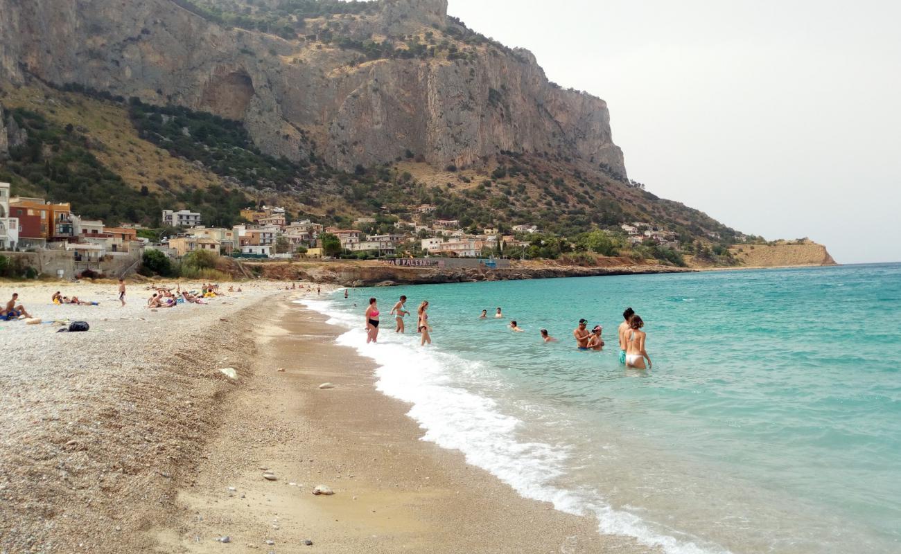 Photo of Vergine Maria with light sand &  pebble surface