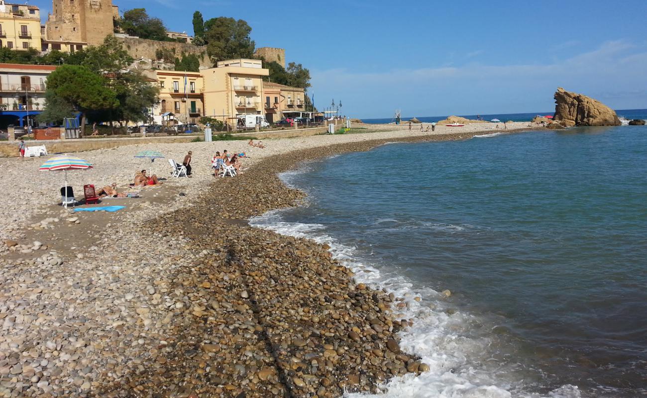 Photo of Lampare beach with gray pebble surface