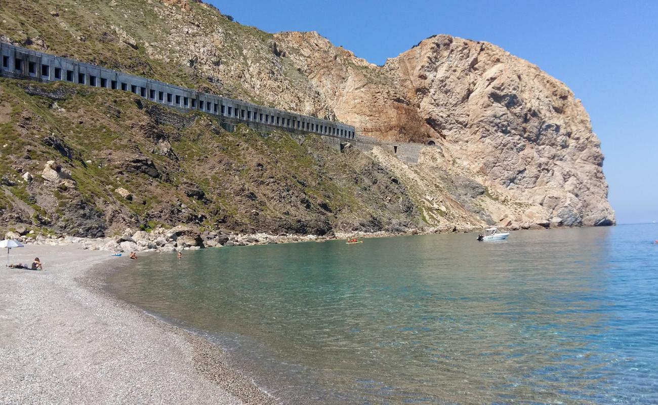 Photo of Ox beach with gray fine pebble surface