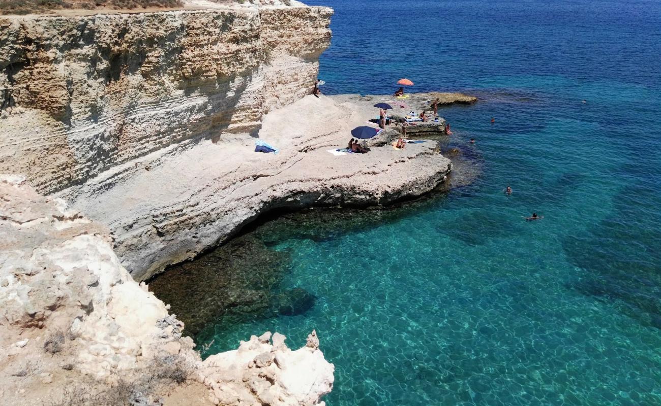 Photo of Spiaggia Torre Sant'Andrea with rocks cover surface