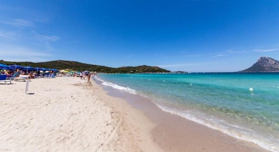 Porto Taverna Beach