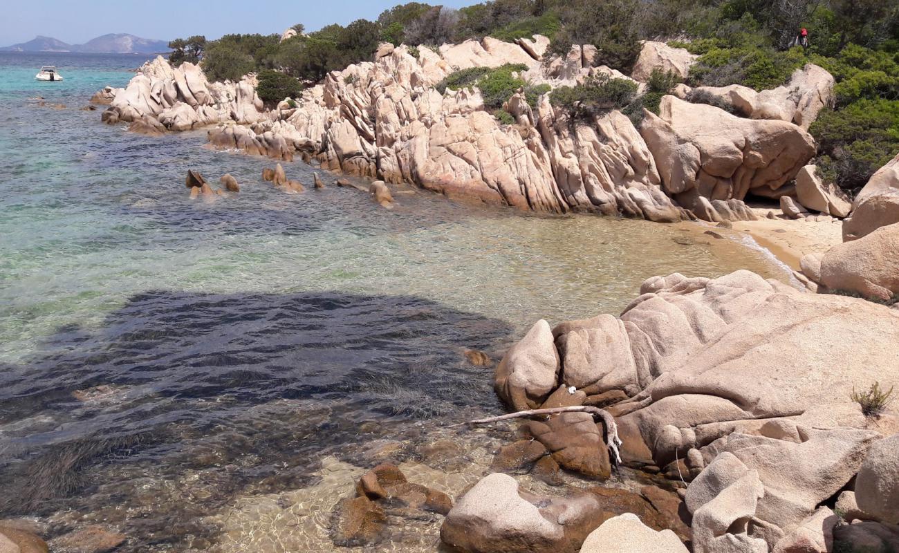 Photo of Spiaggia delle Formiche with brown sand surface