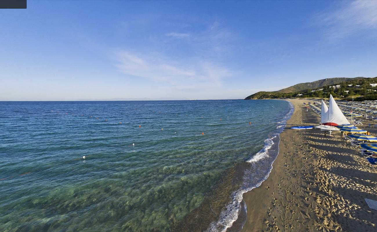 Photo of Spiaggia di Marongiu and the settlement